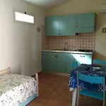 Carla 3*