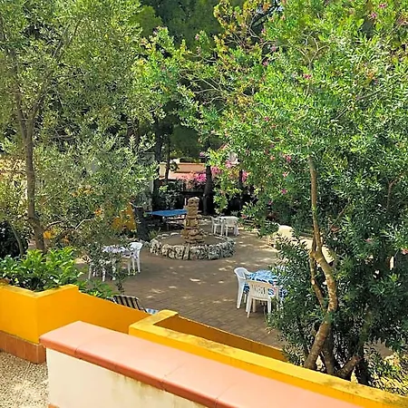 Carla 3* ויאסטה