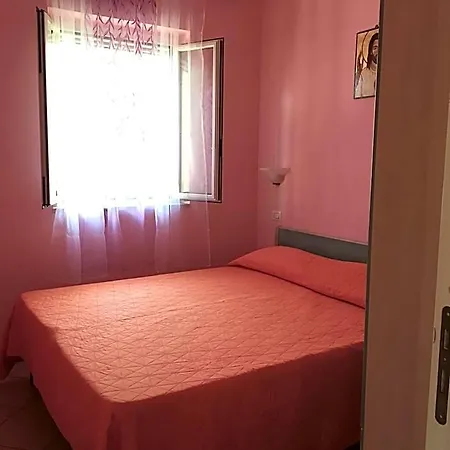 Carla 3*
