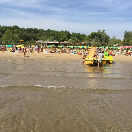 Carla شقة فندقية فيستَ