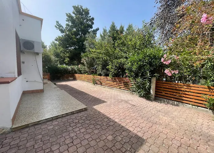 Carla 3*