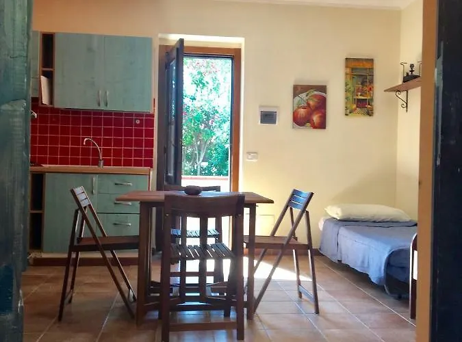 Carla 公寓式酒店 3*